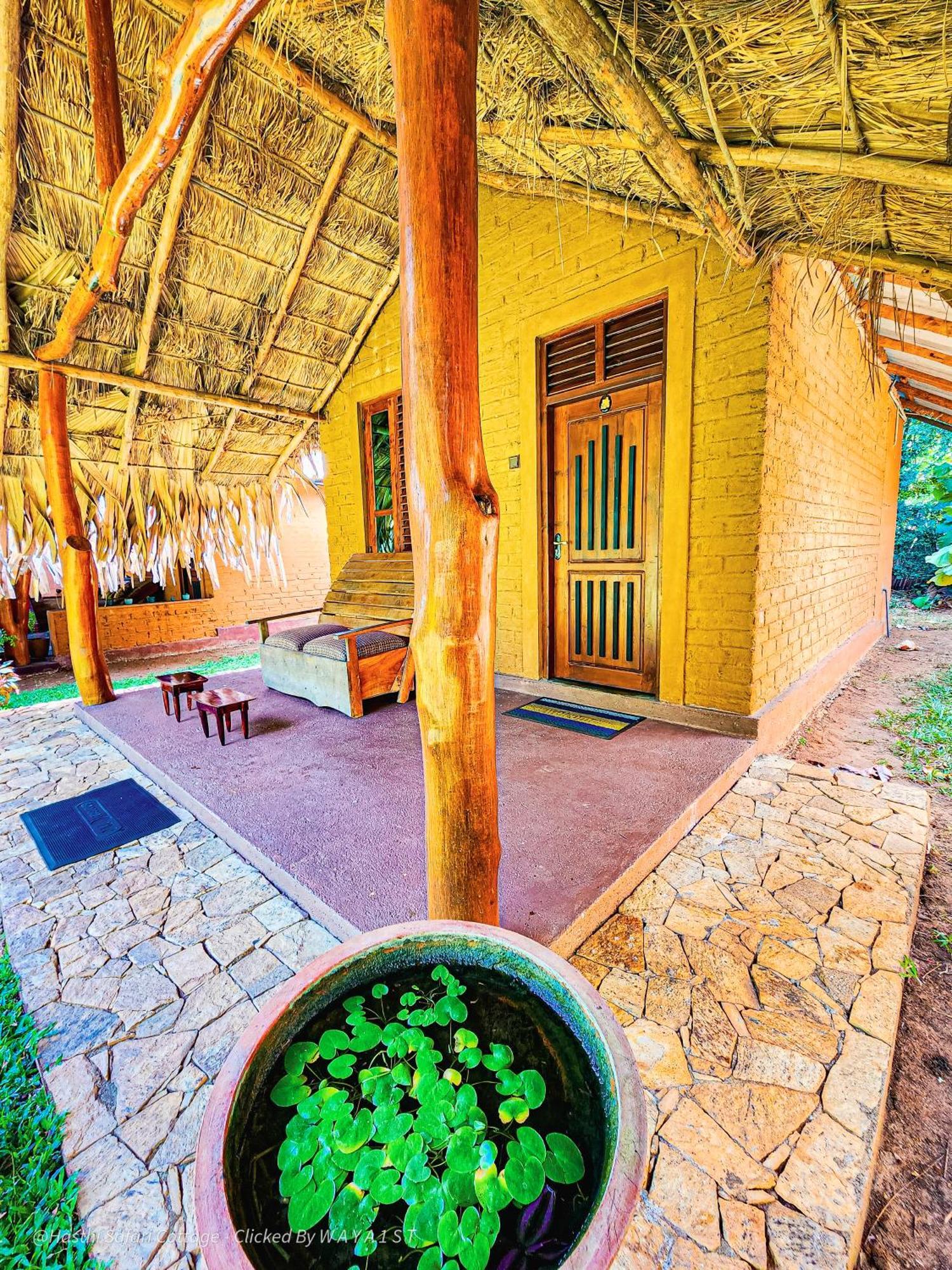 Hasthi Safari Cottage Udawalawe Eksteriør bilde