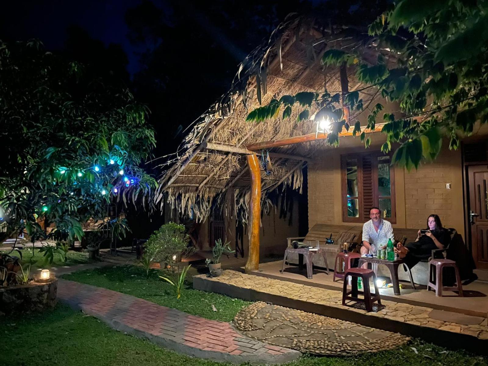 Hasthi Safari Cottage Udawalawe Eksteriør bilde