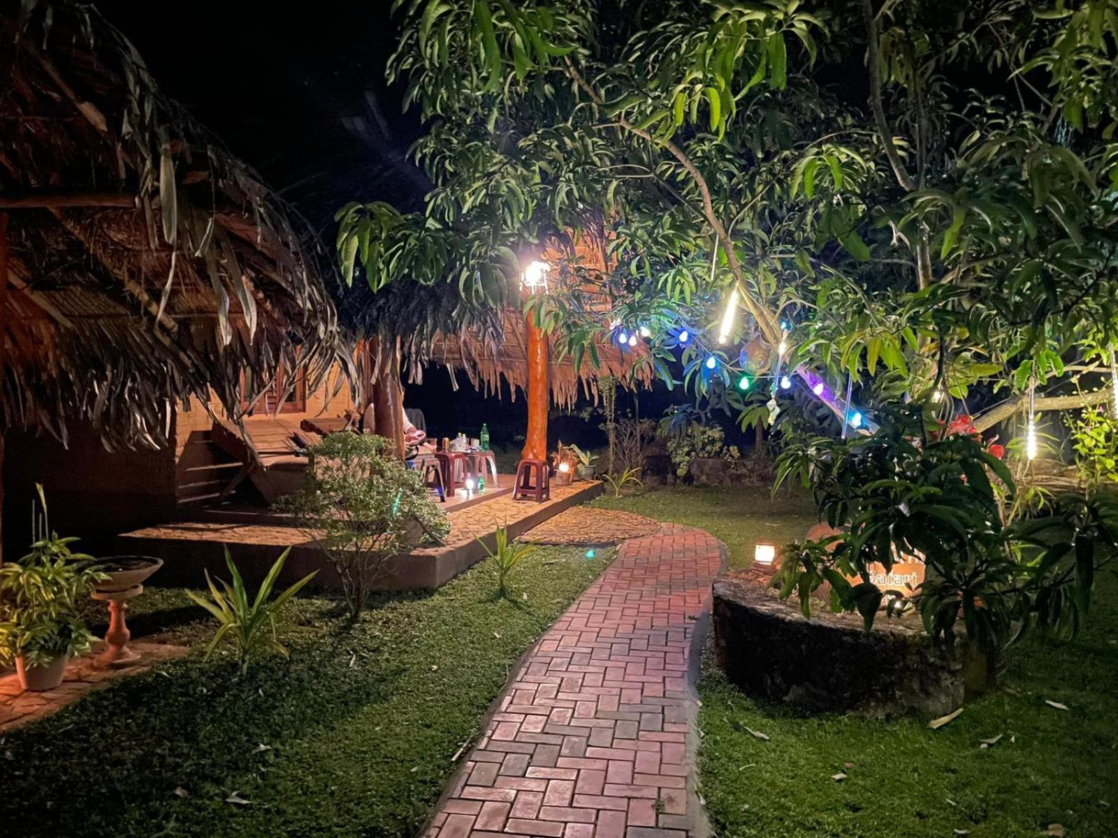 Hasthi Safari Cottage Udawalawe Eksteriør bilde